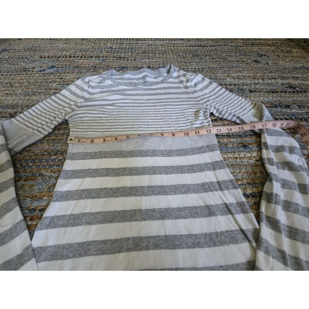 Old Navy Stretch Cotton Slim Fit L/S Grey Striped S Casual Preppy Clean Girl